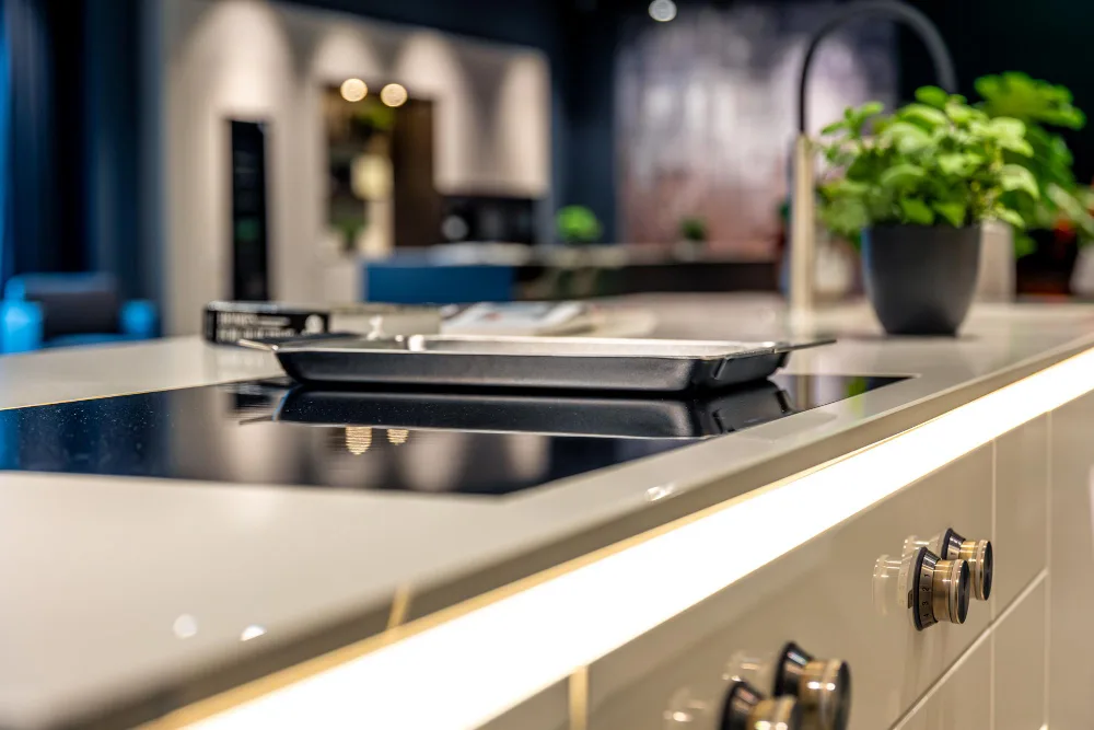 Quartz vs Granite Countertops Which Is Better for UAE Homes